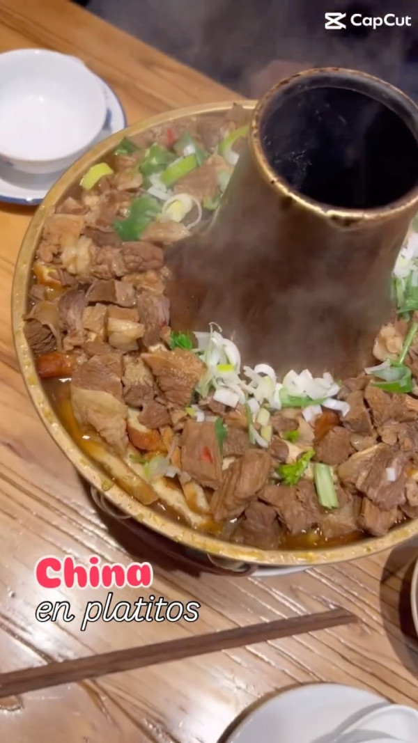 A ver si conocen algunos de estos platitos 🤤china chinesefood chinese shanghai beijing food travel travelfood